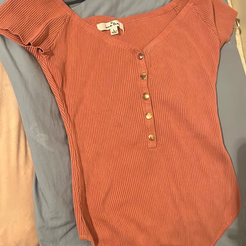 Leotard shirt in color coral pink